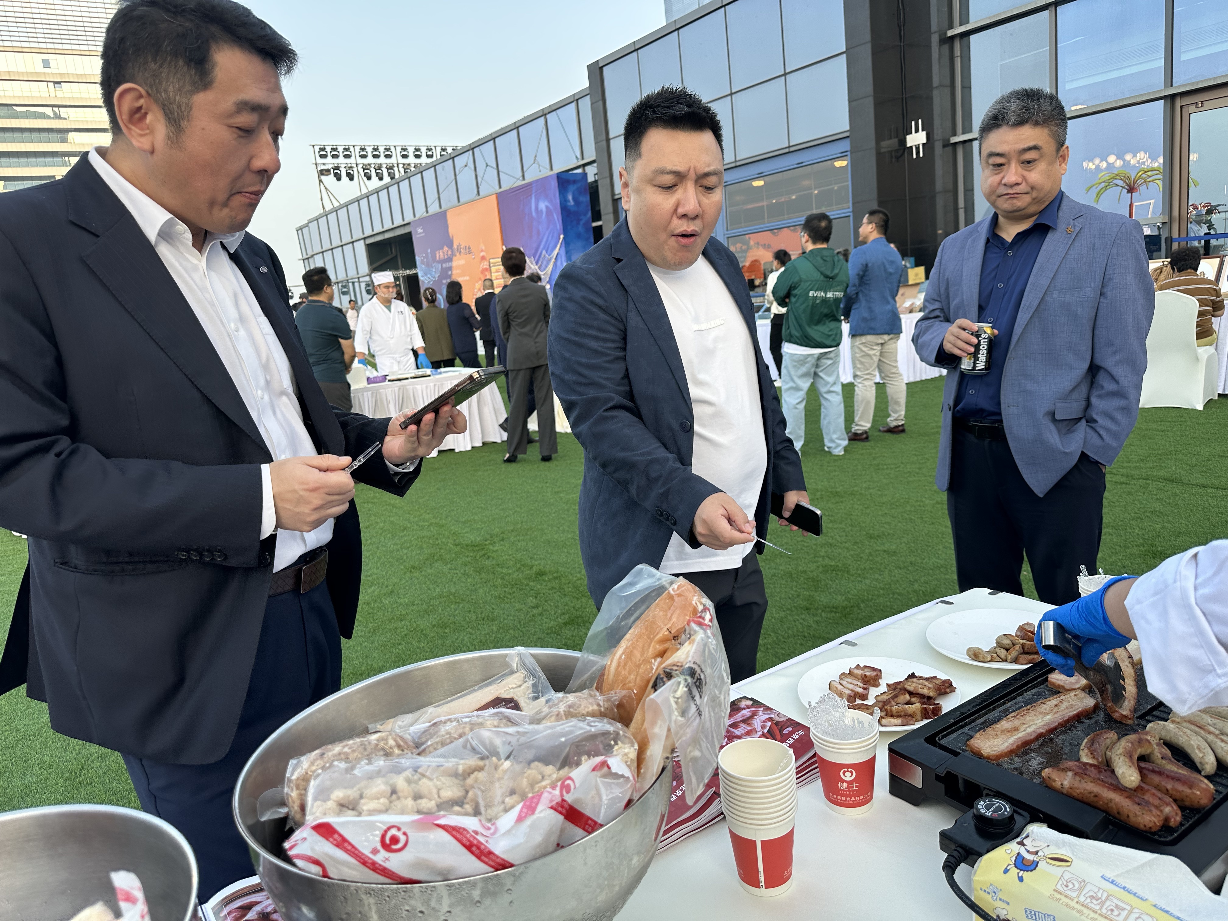 北京西餐美食之旅：從“聚味煙臺”到懷柔豐收節(jié)！ title=
